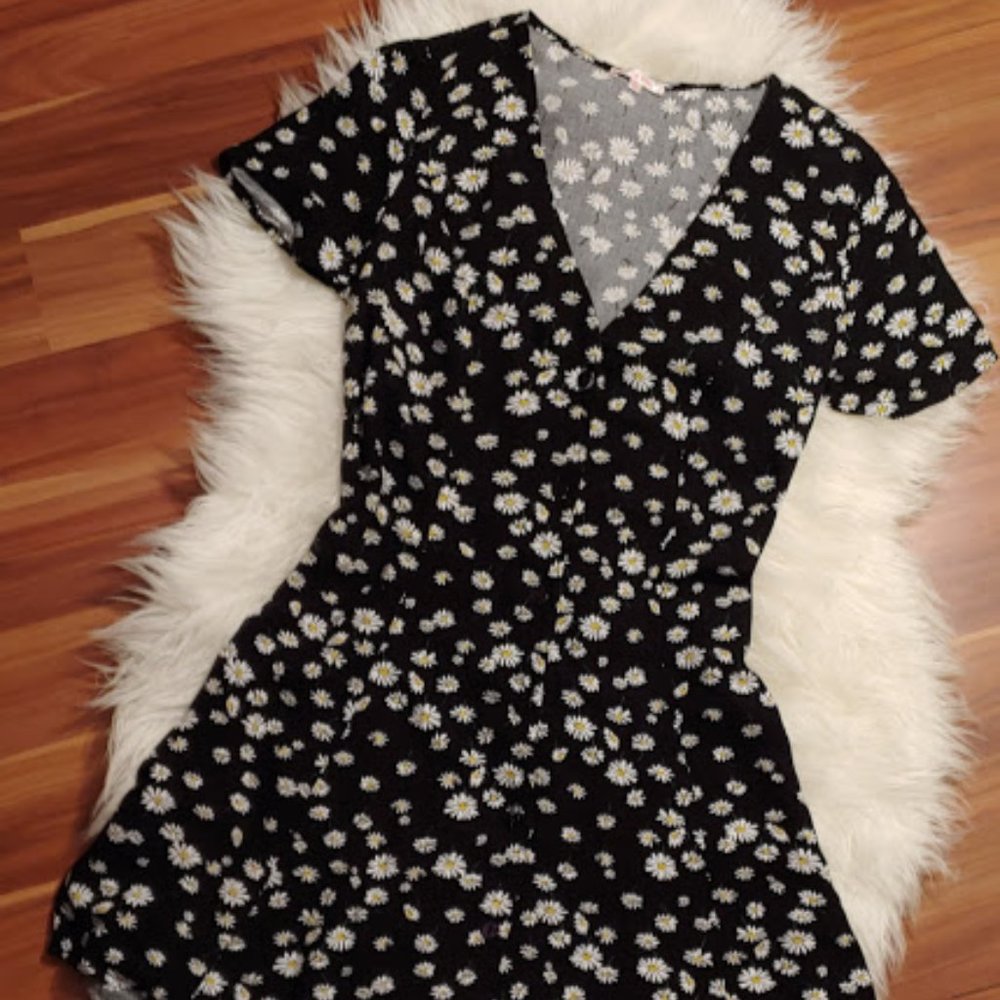 Daisy Print Dress